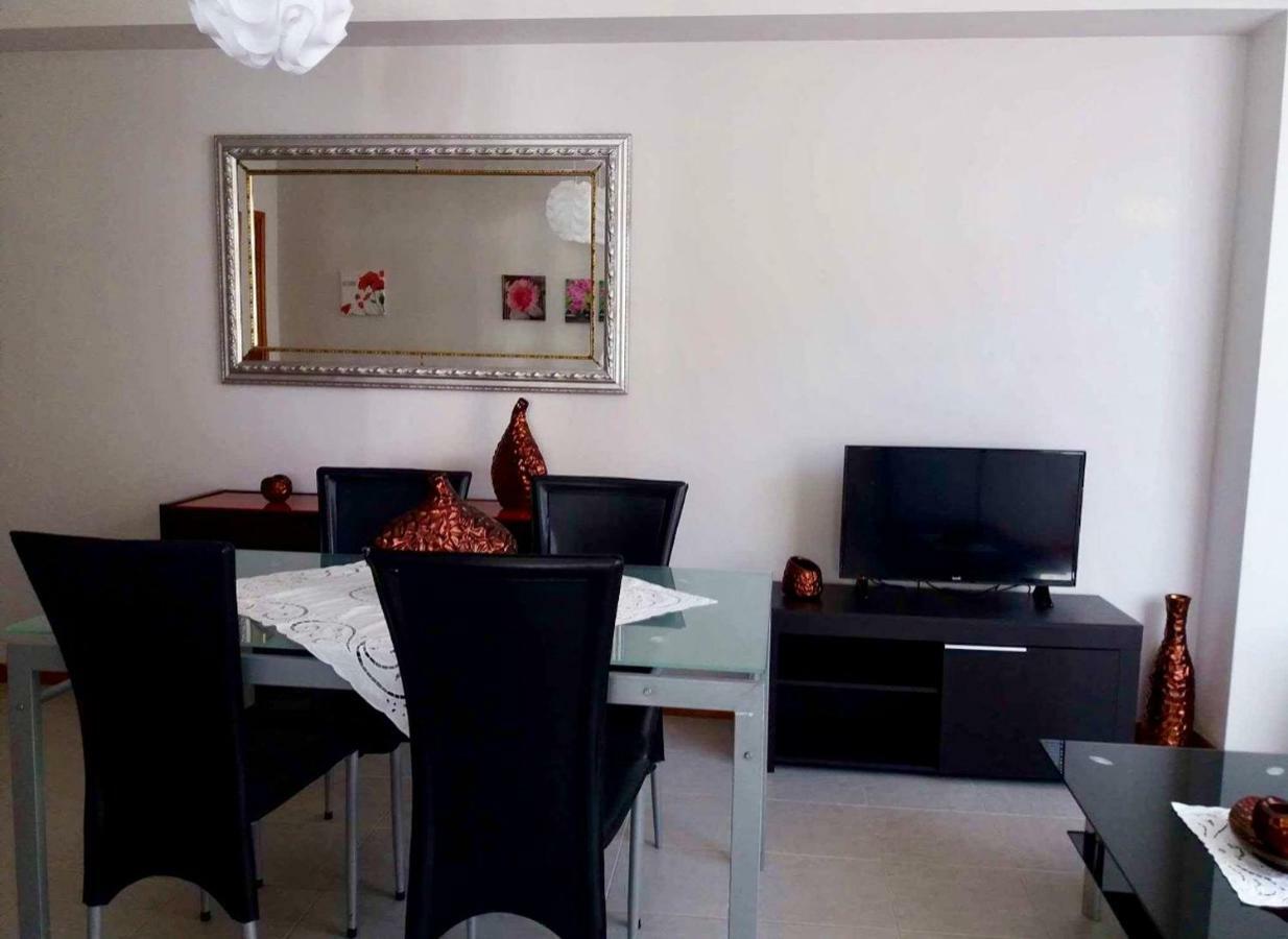 Apartamento Da Praia Da Amorosa Bagian luar foto