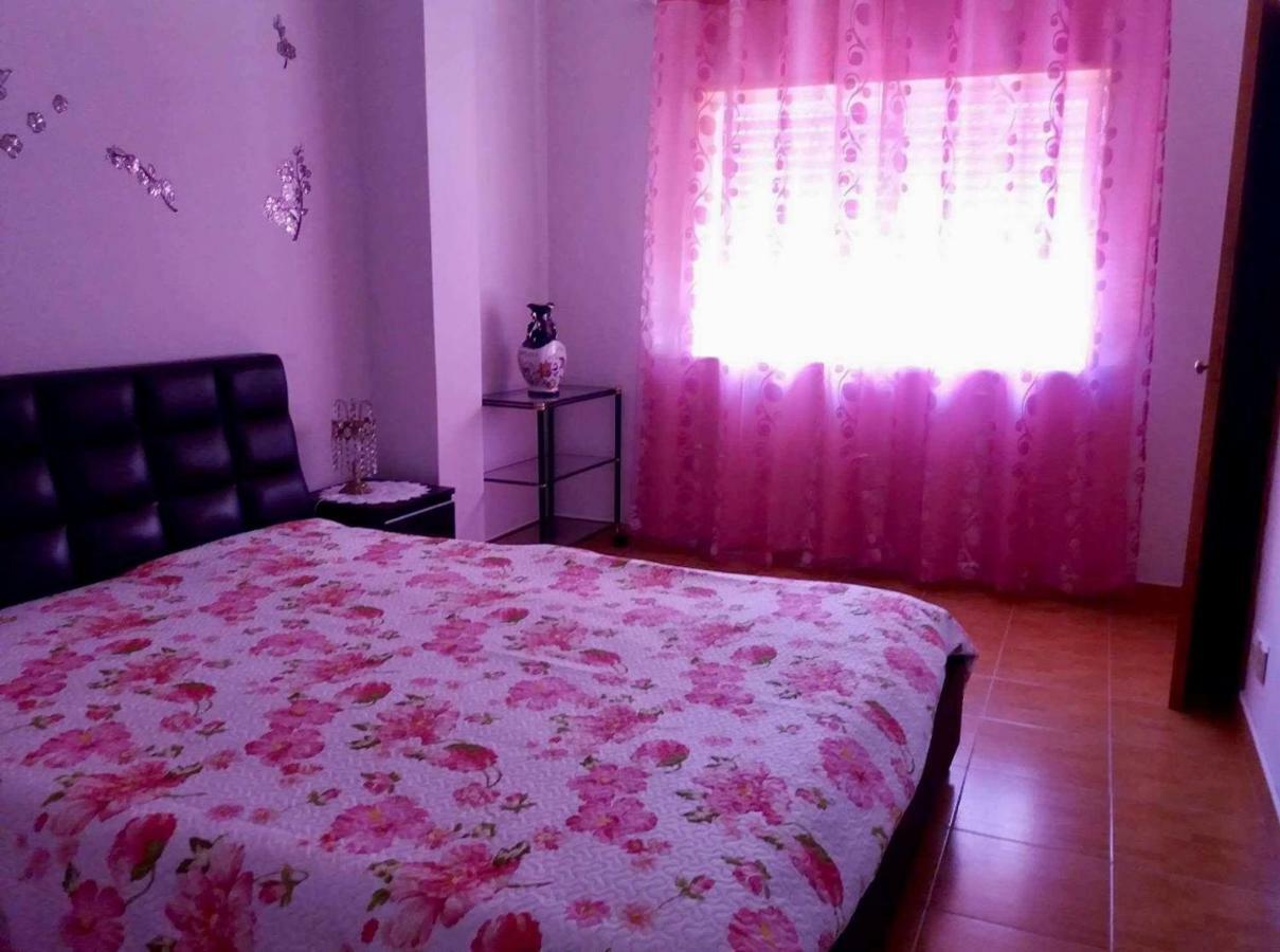 Apartamento Da Praia Da Amorosa Bagian luar foto